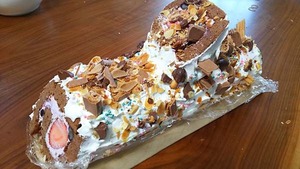 12-24cake.JPG